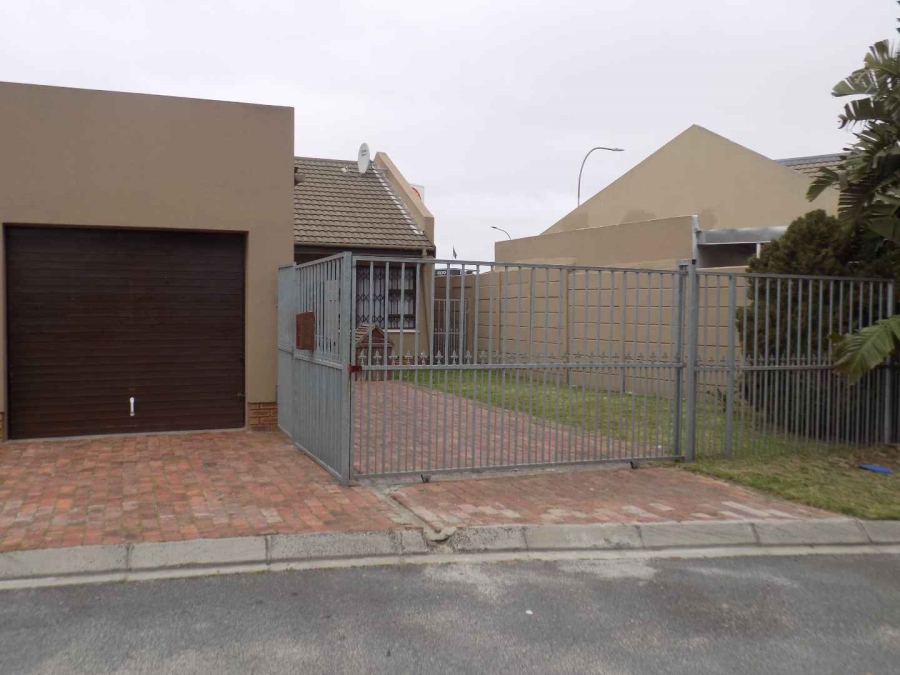 2 Bedroom Property for Sale in Soneike Western Cape